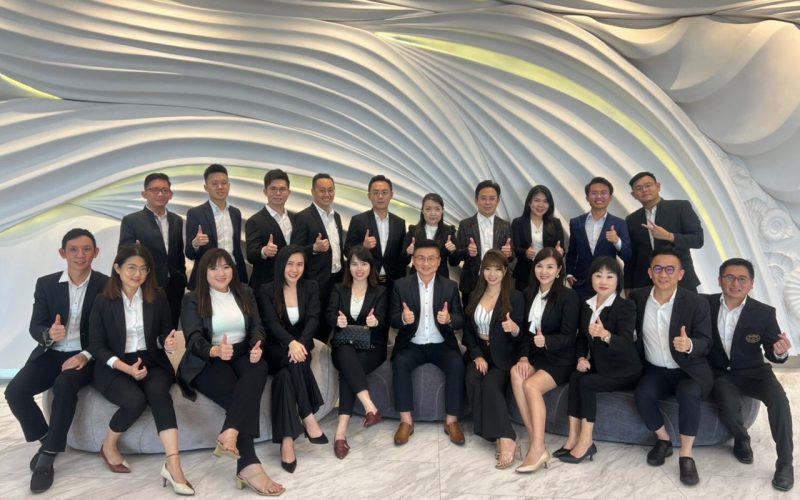 Leadership 10月全体照